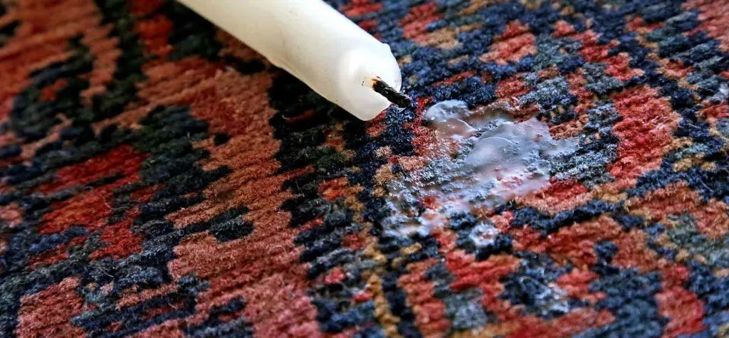 رفع سوختگی فرش با شمع