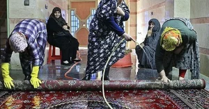Read more about the article خطرات تمیز کردن فرش در خانه